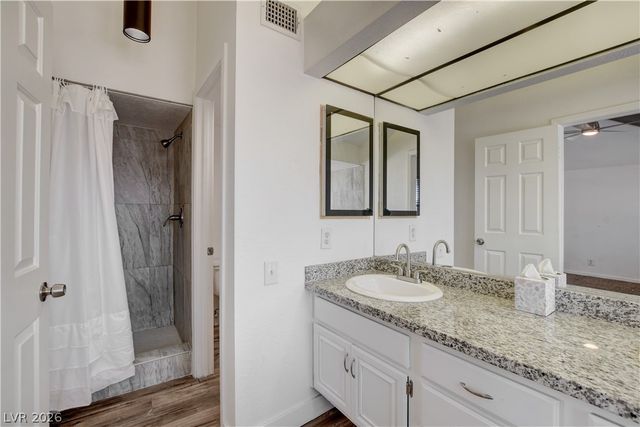 4049 Chalfont Court, Las Vegas, NV 89121