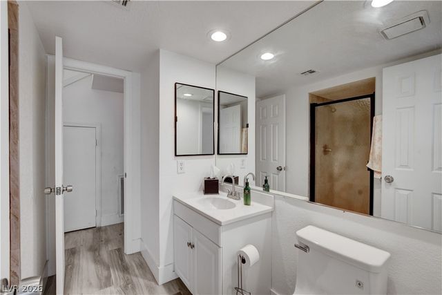 4049 Chalfont Court, Las Vegas, NV 89121