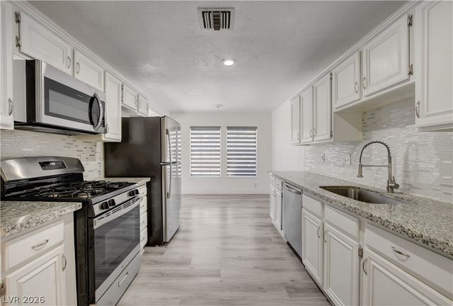 4049 Chalfont Court, Las Vegas, NV 89121