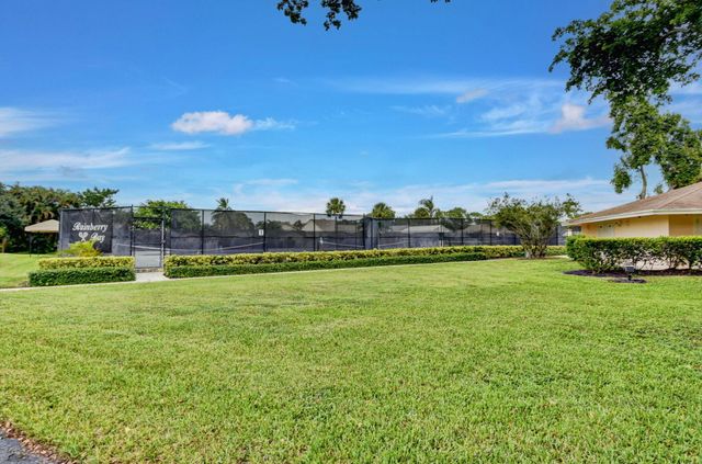 717 NW 29th Avenue B, Delray Beach, FL 33445