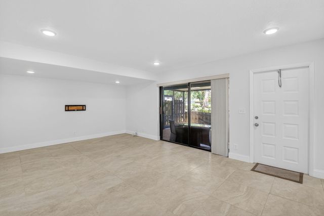 717 NW 29th Avenue B, Delray Beach, FL 33445