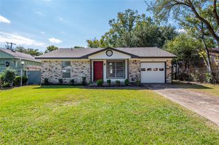 7305 Carver Avenue, Texas City, TX 77591