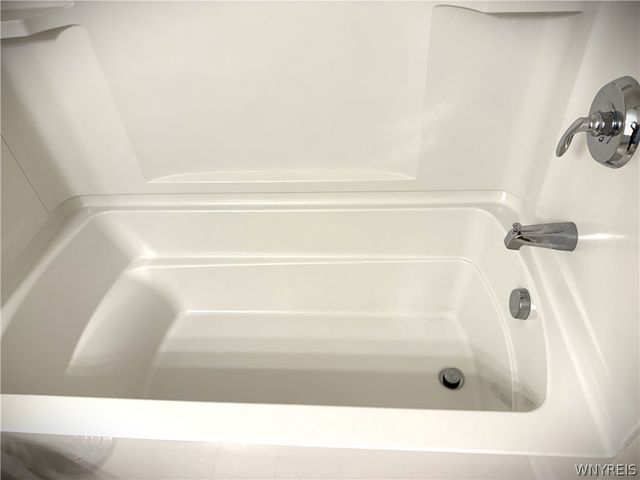 73 Chestnut, Lancaster, NY 14086