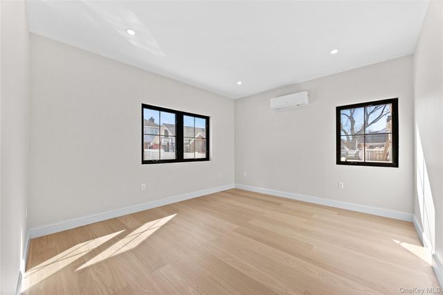 75-31 175th Street, Fresh Meadows, NY 11366