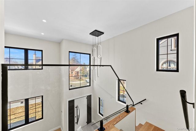 75-31 175th Street, Fresh Meadows, NY 11366