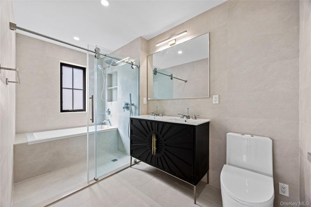 75-31 175th Street, Fresh Meadows, NY 11366