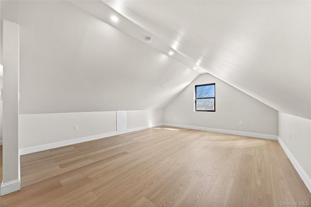 75-31 175th Street, Fresh Meadows, NY 11366