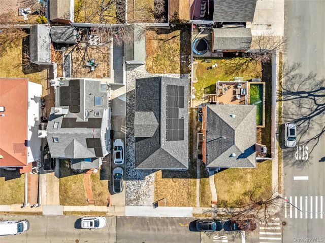 75-31 175th Street, Fresh Meadows, NY 11366