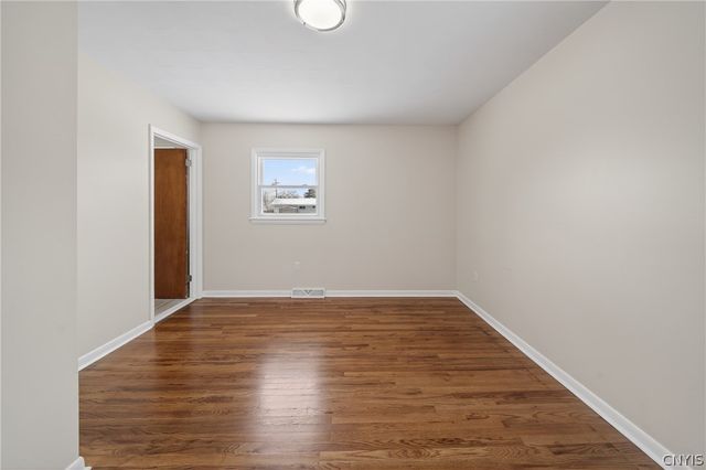 5887 Sutton Drive, Cicero, NY 13039