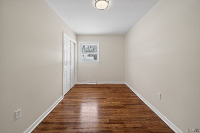 5887 Sutton Drive, Cicero, NY 13039