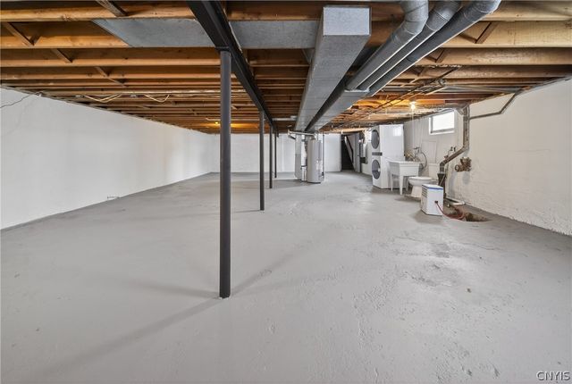 5887 Sutton Drive, Cicero, NY 13039