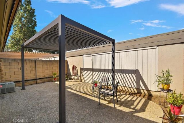 16032 Timberhill, Cerritos, CA 90703