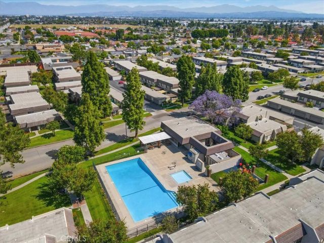 16032 Timberhill, Cerritos, CA 90703