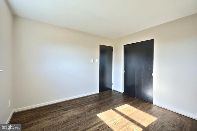 880 SPRINGVALE RD, Red Lion, PA 17356