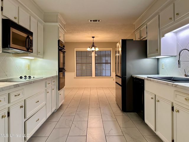 109 Camp Garaywa Road, Clinton, MS 39056