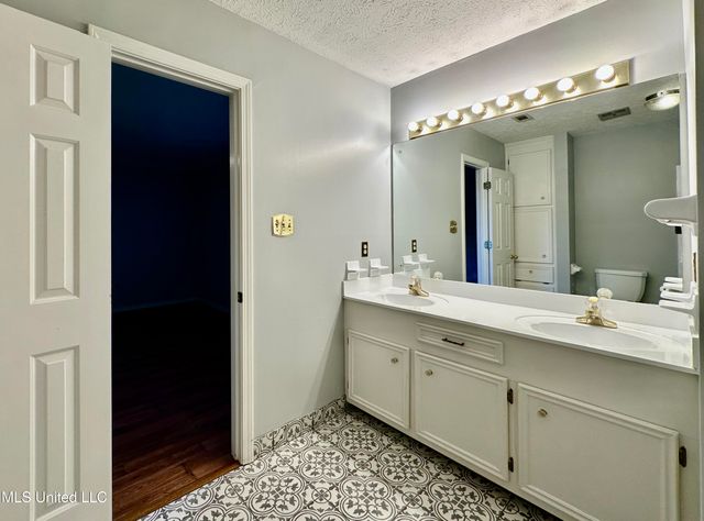 109 Camp Garaywa Road, Clinton, MS 39056