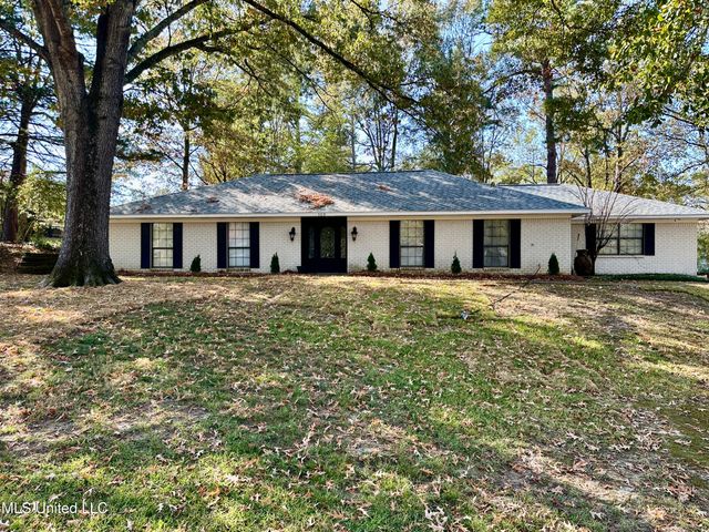 109 Camp Garaywa Road, Clinton, MS 39056