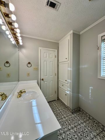 109 Camp Garaywa Road, Clinton, MS 39056