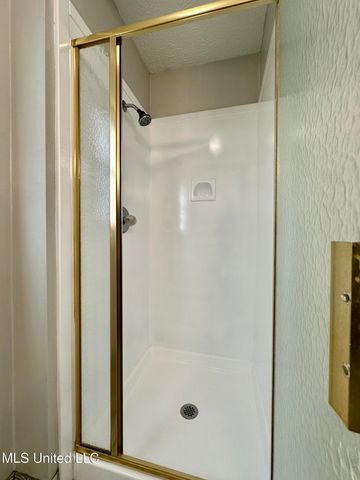 109 Camp Garaywa Road, Clinton, MS 39056