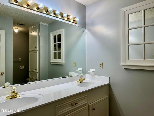 109 Camp Garaywa Road, Clinton, MS 39056