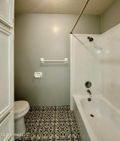 109 Camp Garaywa Road, Clinton, MS 39056