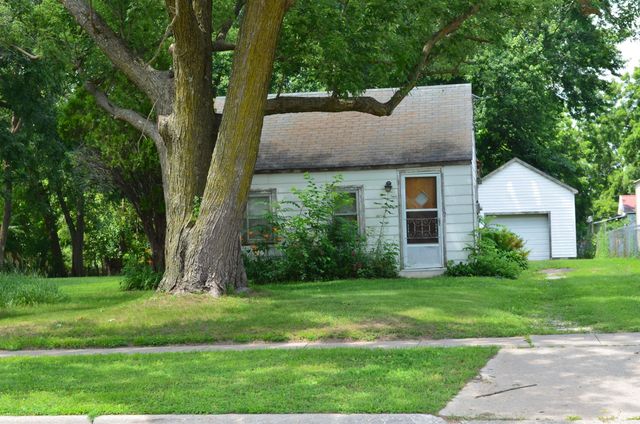 824 Evans Road, Evansdale, IA 50707