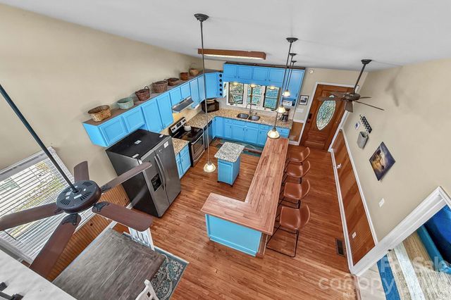 1331 Hickory Point Drive, Lexington, NC 27292