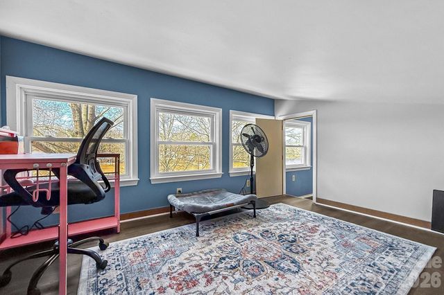 1331 Hickory Point Drive, Lexington, NC 27292