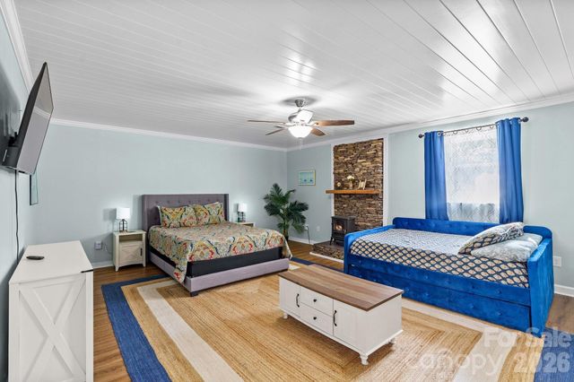 1331 Hickory Point Drive, Lexington, NC 27292