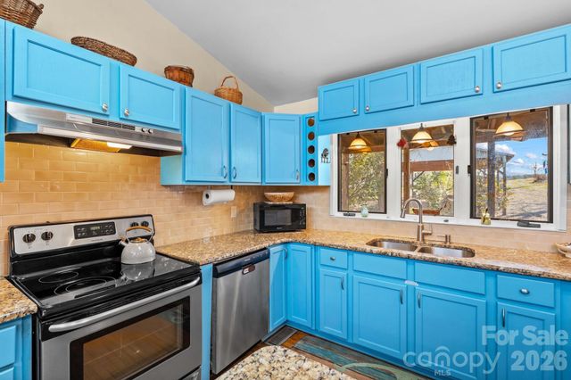 1331 Hickory Point Drive, Lexington, NC 27292