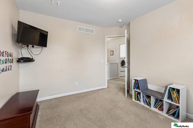 15079 Mormon Circle, Bennington, NE 68007
