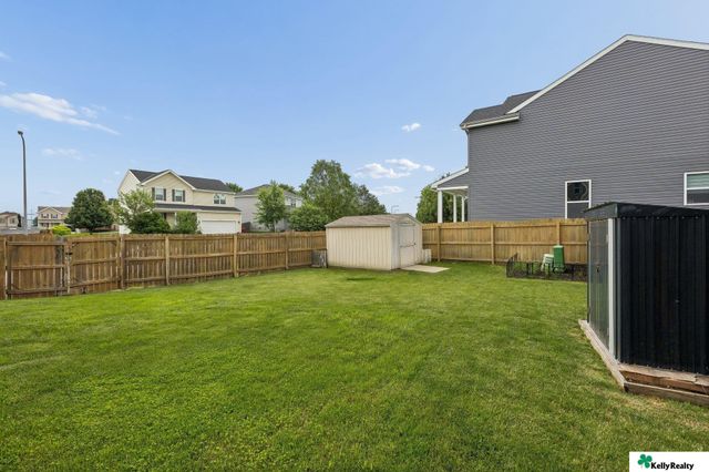 15079 Mormon Circle, Bennington, NE 68007