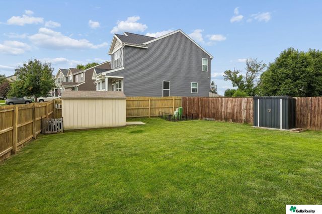 15079 Mormon Circle, Bennington, NE 68007