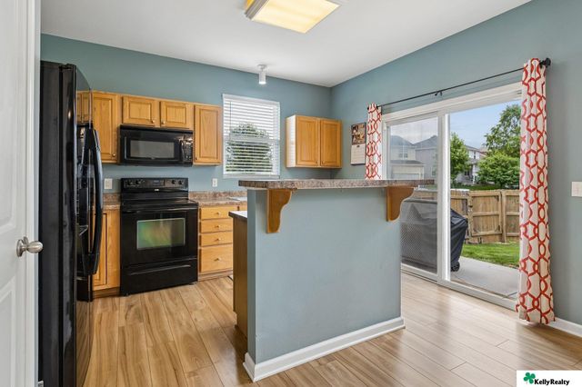 15079 Mormon Circle, Bennington, NE 68007