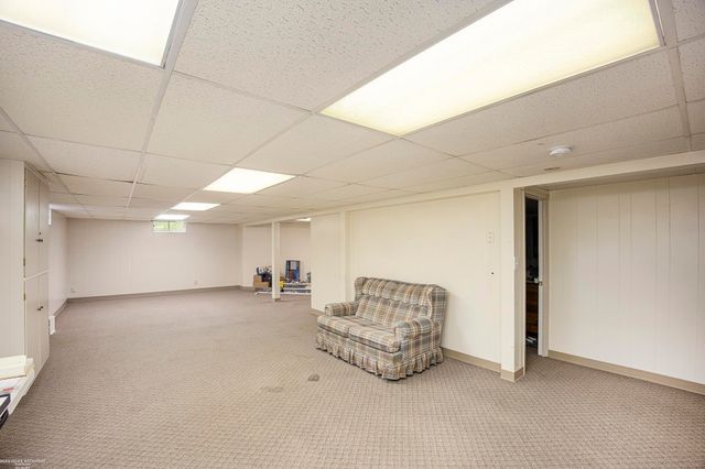 3162 Mcclure Drive, Troy, MI 48084