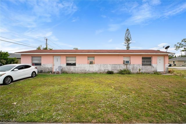 1604 oak DR, Fort Myers, FL 33907