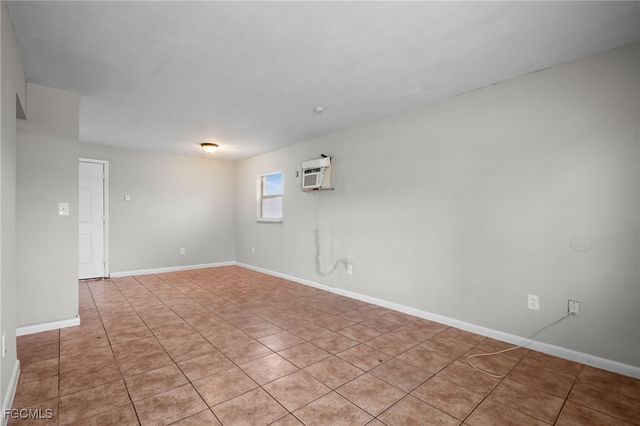 1604 oak DR, Fort Myers, FL 33907