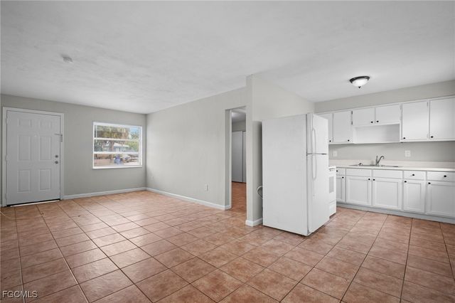 1604 oak DR, Fort Myers, FL 33907