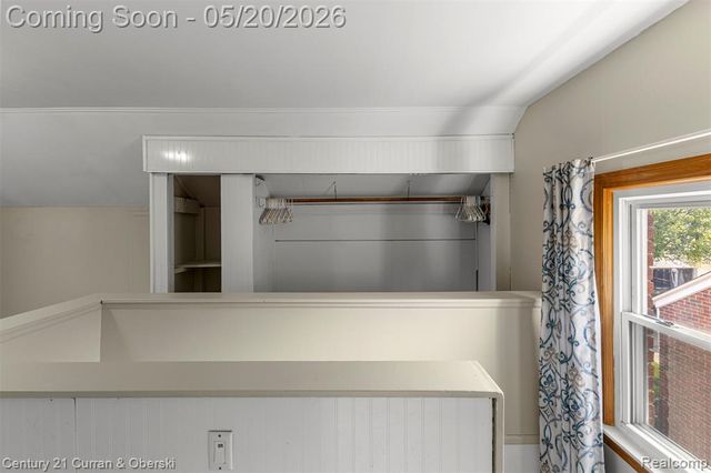 15587 Russell Avenue, Allen Park, MI 48101