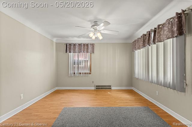 15587 Russell Avenue, Allen Park, MI 48101