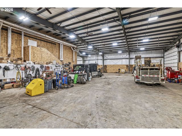 3829 PLEASANT HILL Rd, Kelso, WA 98626