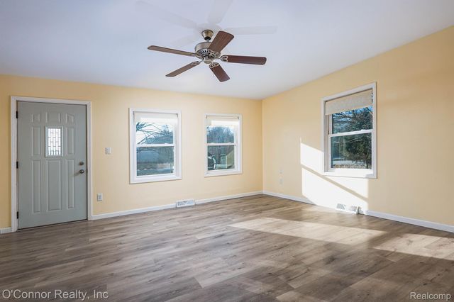 10496 Yale Road, Greenwood Township, MI 48006