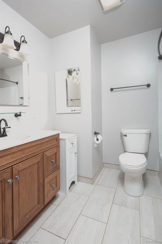 10496 Yale Road, Greenwood Township, MI 48006