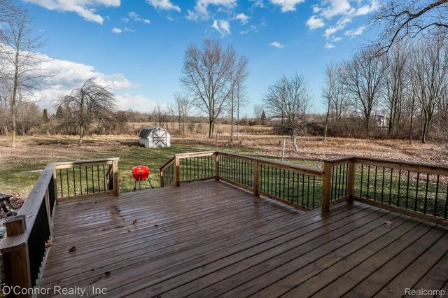 10496 Yale Road, Greenwood Township, MI 48006