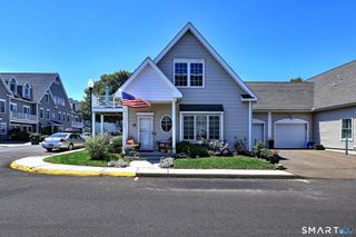 36 Beach Shore Drive 36, Milford, CT 06460