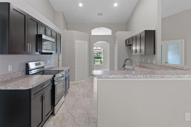 11357 LATCHWOOD AVENUE, Weeki Wachee, FL 34614