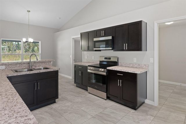 11357 LATCHWOOD AVENUE, Weeki Wachee, FL 34614