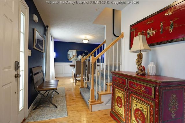 10 Hayes Lane, Hurricane, WV 25526