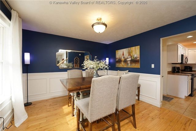 10 Hayes Lane, Hurricane, WV 25526