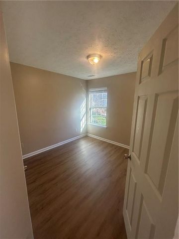 4197 Grant Forest Circle, Ellenwood, GA 30294